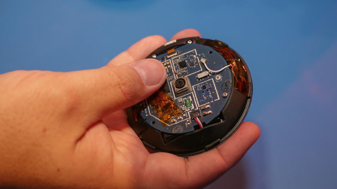 Runcible to okrągły smartfon, który pozwoli nam ochłonąć 3