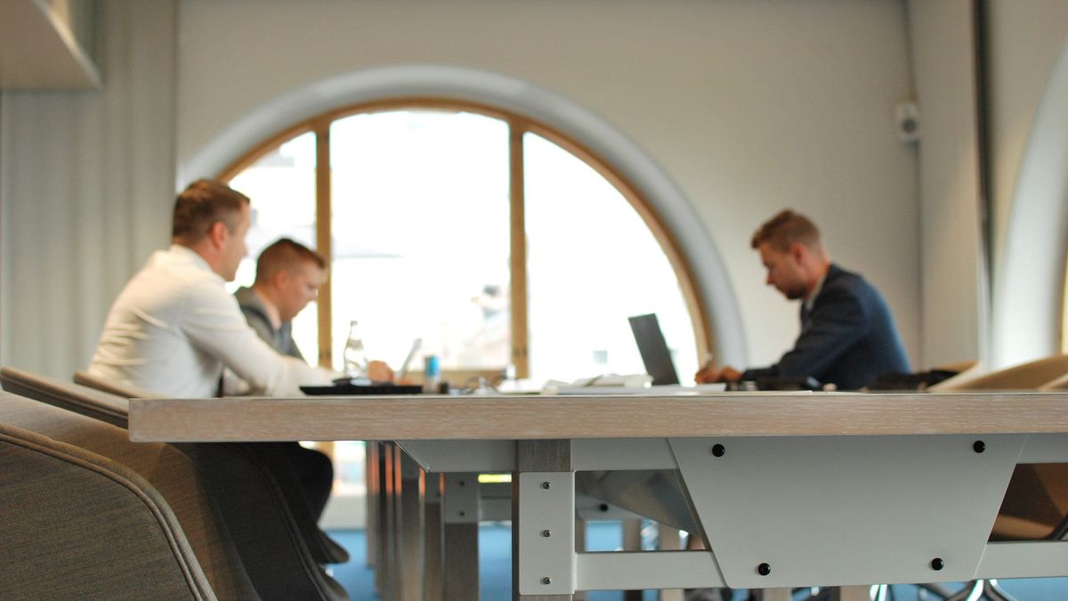 Negocjacje to podstawa każdego biznesu. Zobacz najciekawsze techniki negocjacyjne