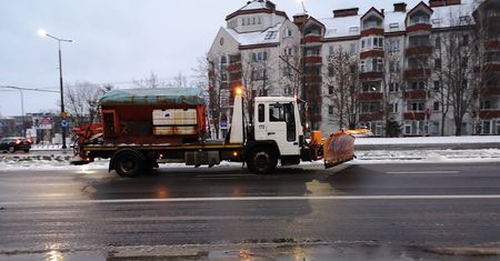 Jak z Lublina do Bratysławy. Tyle dróg objętych zimowym oczyszczaniem. Miasto ogłasza gotowość służb