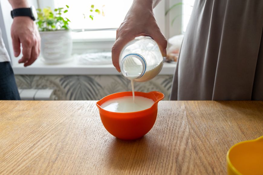 Doskonałym źródłem wapnia w diecie jest mleko i jego przetwory