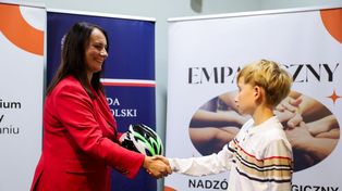 Dziecko zdało na kartę rowerową? Tysiące uczniów w Wielkopolsce dostaną teraz kaski