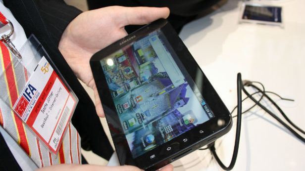 Masz komórkę, tablet albo komputer? Już w 2015 roku nie uciekniesz przed opłatą RTV 1