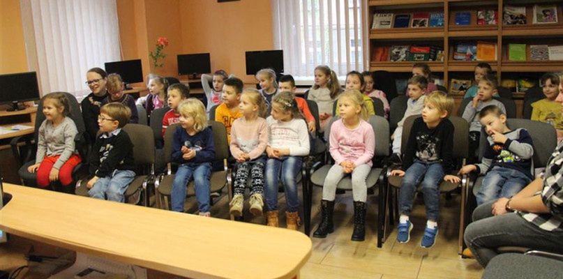Przedszkolaki odwiedziły bibliotekę pedagogiczną