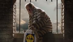 Boże Narodzenie w więzieniu w świątecznej reklamie Lidla (wideo)