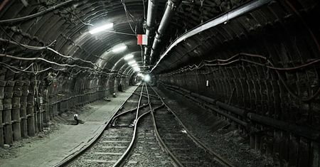 Węgiel z zagranicy zachwiał rynkiem? Polska kopalnia żąda 5 mld zł