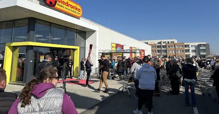 Tyle zarabia zastępca kierownika. Słowacka Biedronka szuka ludzi do pracy