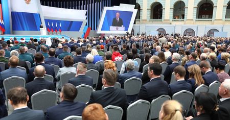 Putin chce unieważnić decyzję Chruszczowa