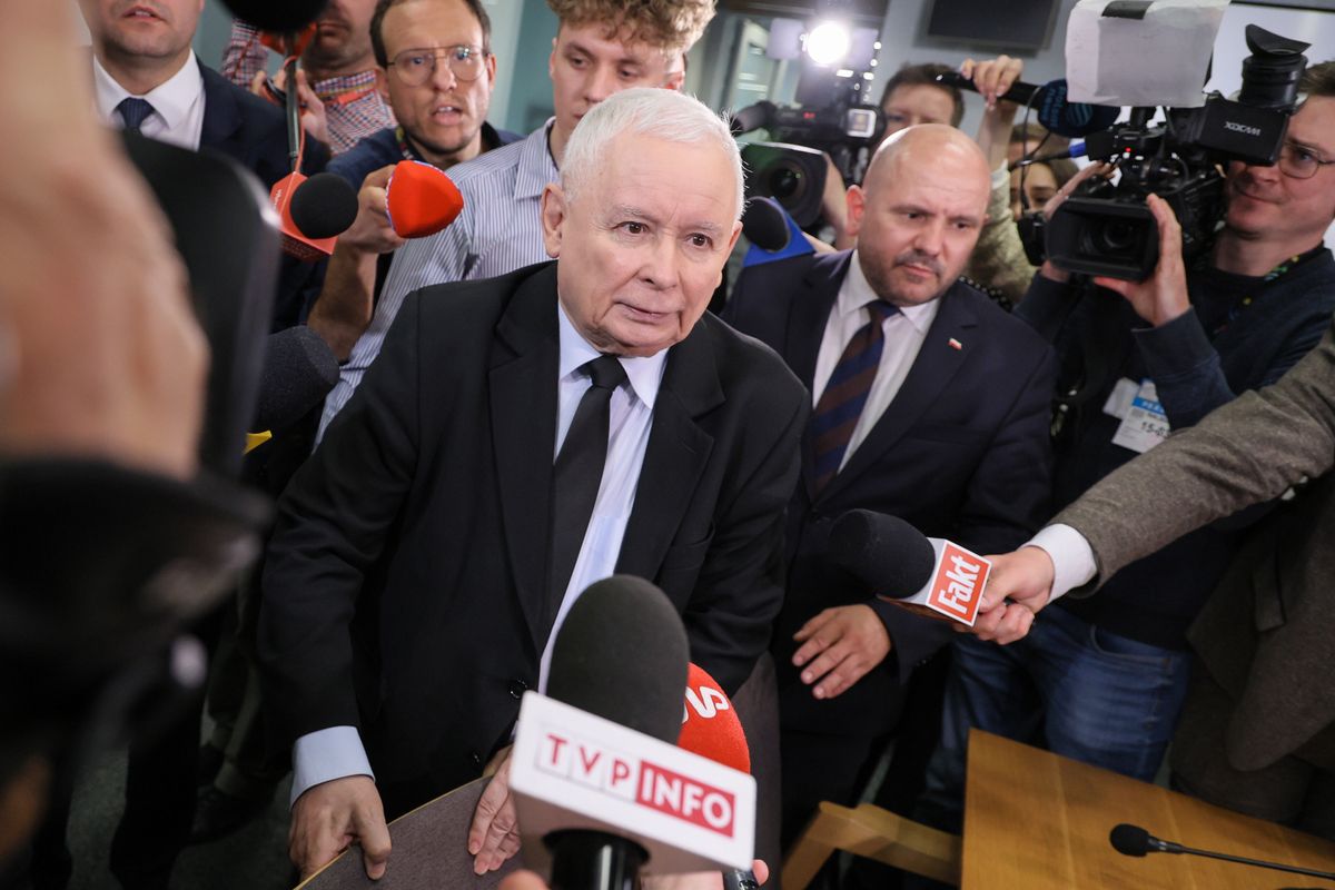 Komisja śledcza ds. Pegasusa przesłała do sądu wniosek o ukaranie Jarosława Kaczyńskiego w związku z odmową złożenia pełnego przyrzeczenia podczas przesłuchania 15.03.2024 r.