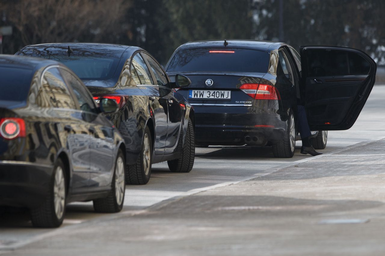 Rządowa flota aut. Takimi samochodami jeżdżą urzędnicy