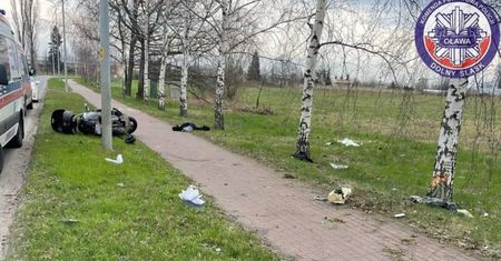Śmiertelny wypadek motocyklisty. Ofiary znalazł przechodzień