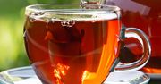 Popularna herbata może uszkodzić wątrobę i mózg. Mało kto ma świadomość
