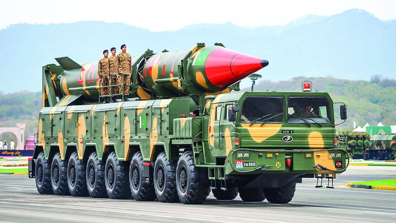 Indien bombardiert Pakistan: Eskalation im atomaren Schatten