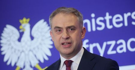 "Skandaliczny". Ostre słowa wicepremiera o wpisie Jad Waszem