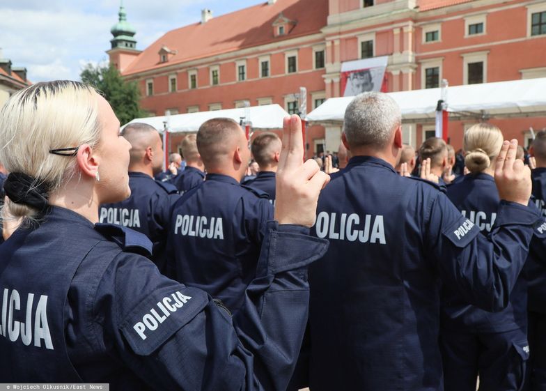 Policjanci czują się pokrzywdzeni. "Wojsko jest lata świetlne przed nami"