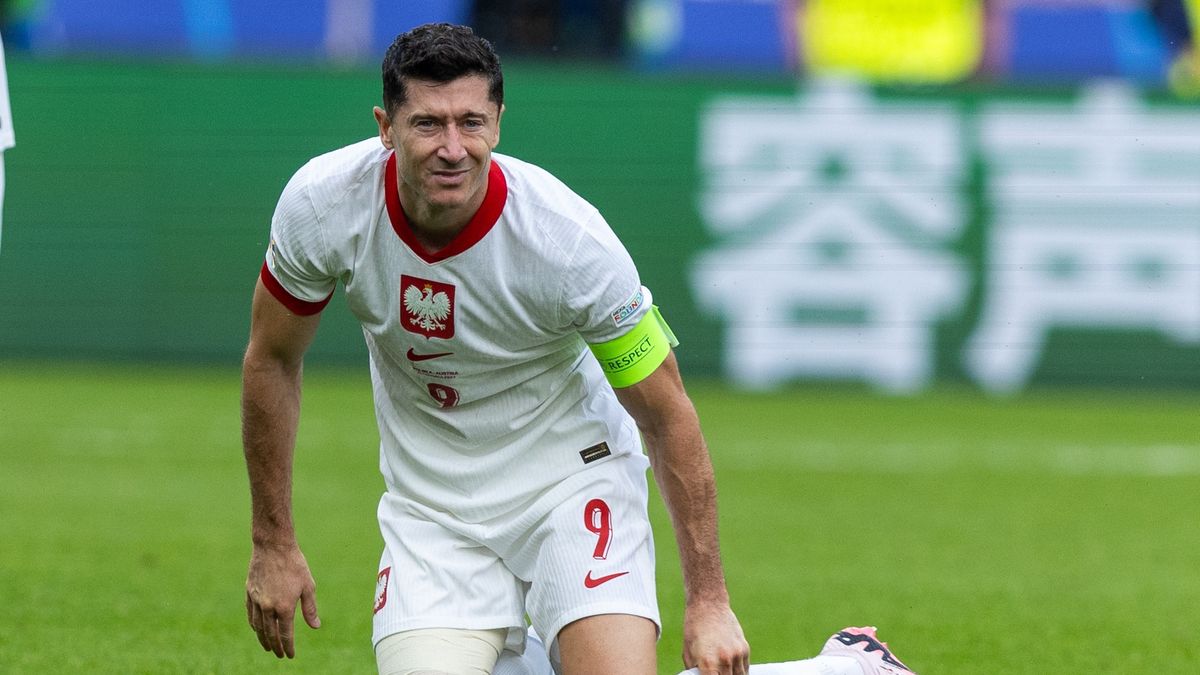 Robert Lewandowski  is playing during the UEFA Euro 2024 Group D match between Poland v Austria, at the Olympiastadion in Berlin,Germany, on January 1, 2024. (Photo by Andrzej Iwanczuk/NurPhoto via Getty Images)