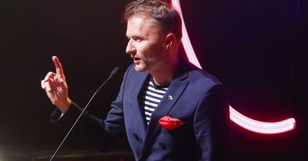 Piotr Jacoń jest ojcem transpłciowego dziecka. Pomysł Ordo Iuris nim wstrząsnął