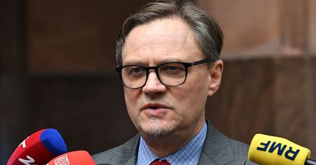 Zarzucił dyplomatom ucieczkę z Izraela. Mocna odpowiedź rzecznika MSZ