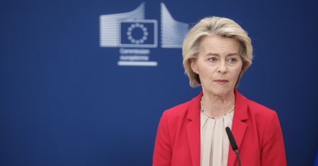 Rosyjski gaz po inwazji na Ukrainę dalej płynie. UE zapłaciła 32,7 mld euro