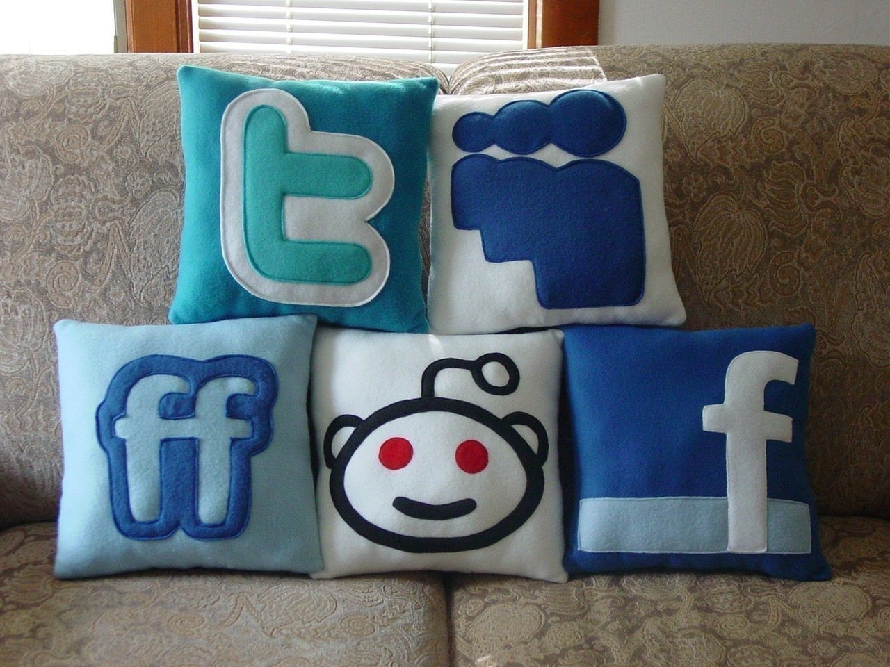 Social Pillows