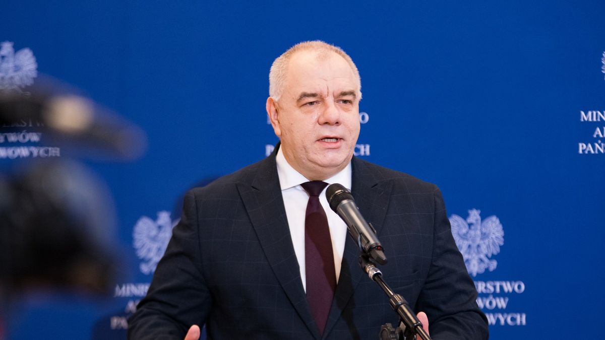 Jacek Sasin uważa, że wydzielenie elektrowni węglowych jest koniecznością i da spółkom impuls do rozwoju