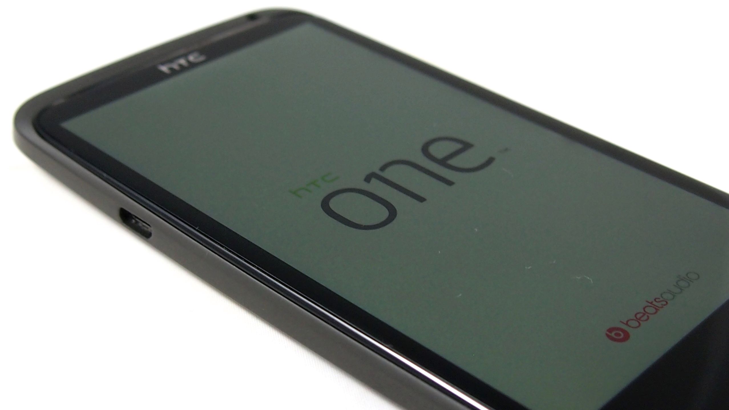 HTC One X z Androidem 4.0.4 - szybszy i z nowymi funkcjami 1