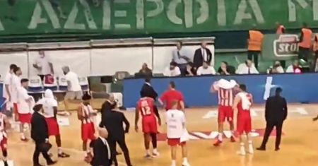 Dantejskie sceny w hali. Zawodnicy musieli uciekać