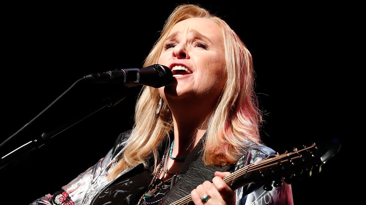 Wielokrotnie nagradzana Melissa Etheridge podczas koncertu w 2018 roku