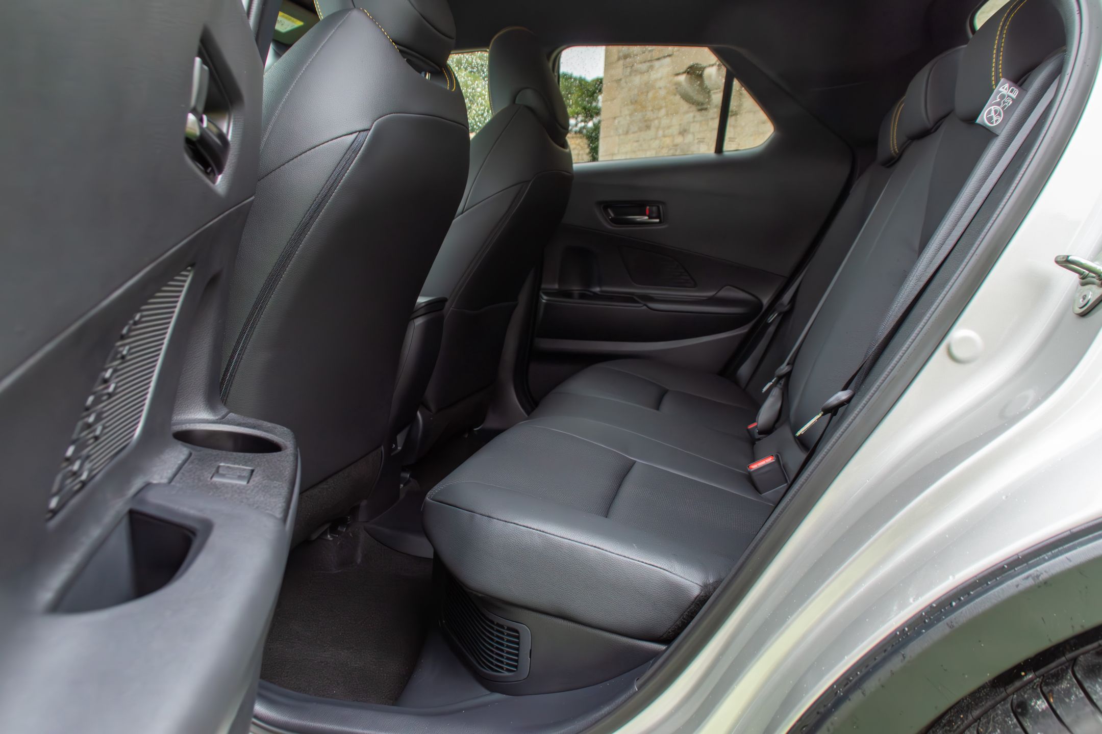 Toyota C-HR PHEV 2024
