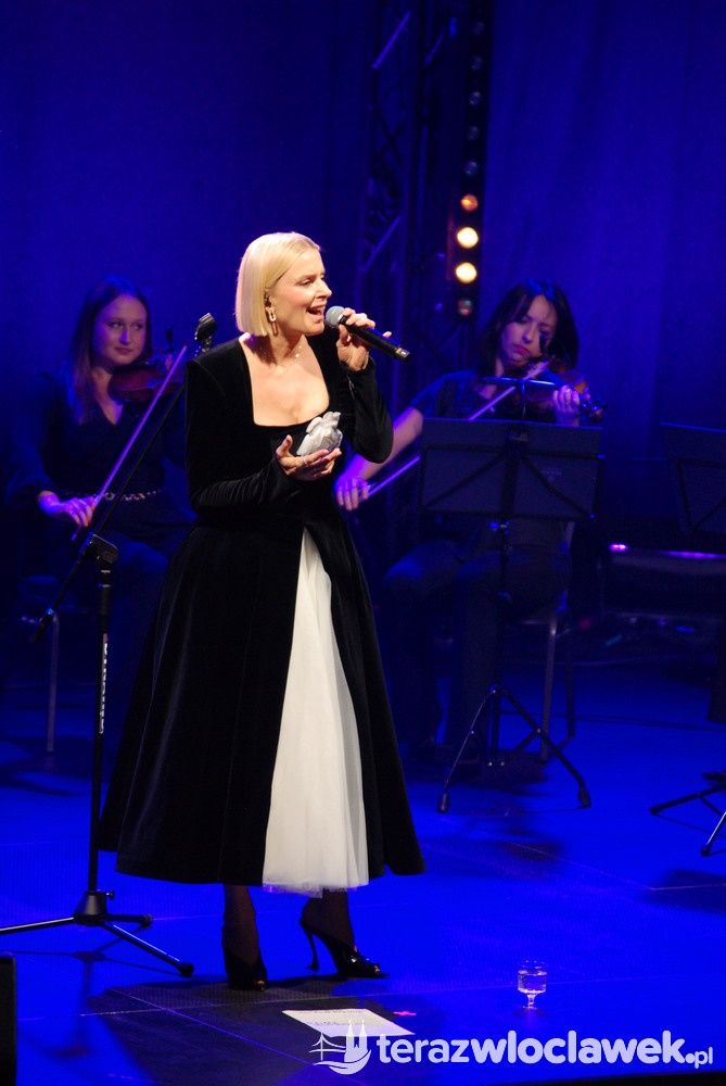 Kowal: nagrody dla oświaty i koncert Haliny Mlynkovej