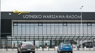 Cięcia na lotnisku w Radomiu. Tak tną etaty