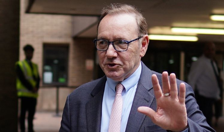 Kevin Spacey został oskarżony o 12 przestępstw seksualnych