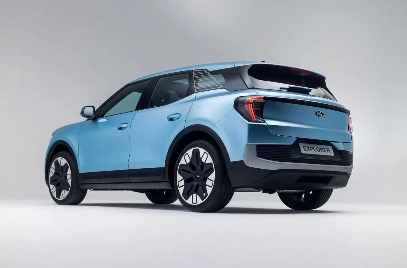 Nowy Ford Explorer