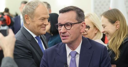 "Damski bokser". Morawiecki uderza w Tuska ws. Pełczyńskiej-Nałęcz