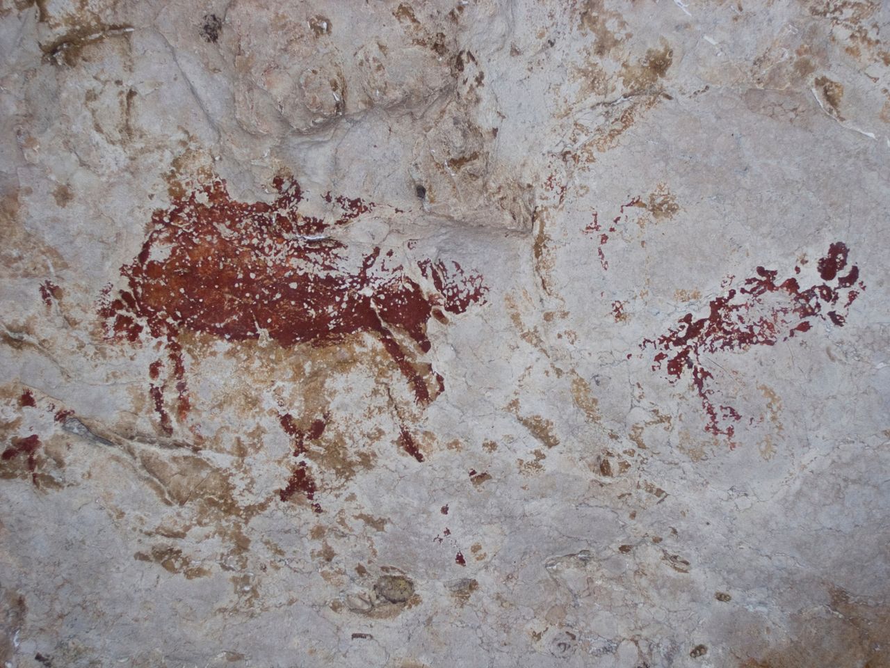 Cave painting in an Indonesian cave (illustrative photo)