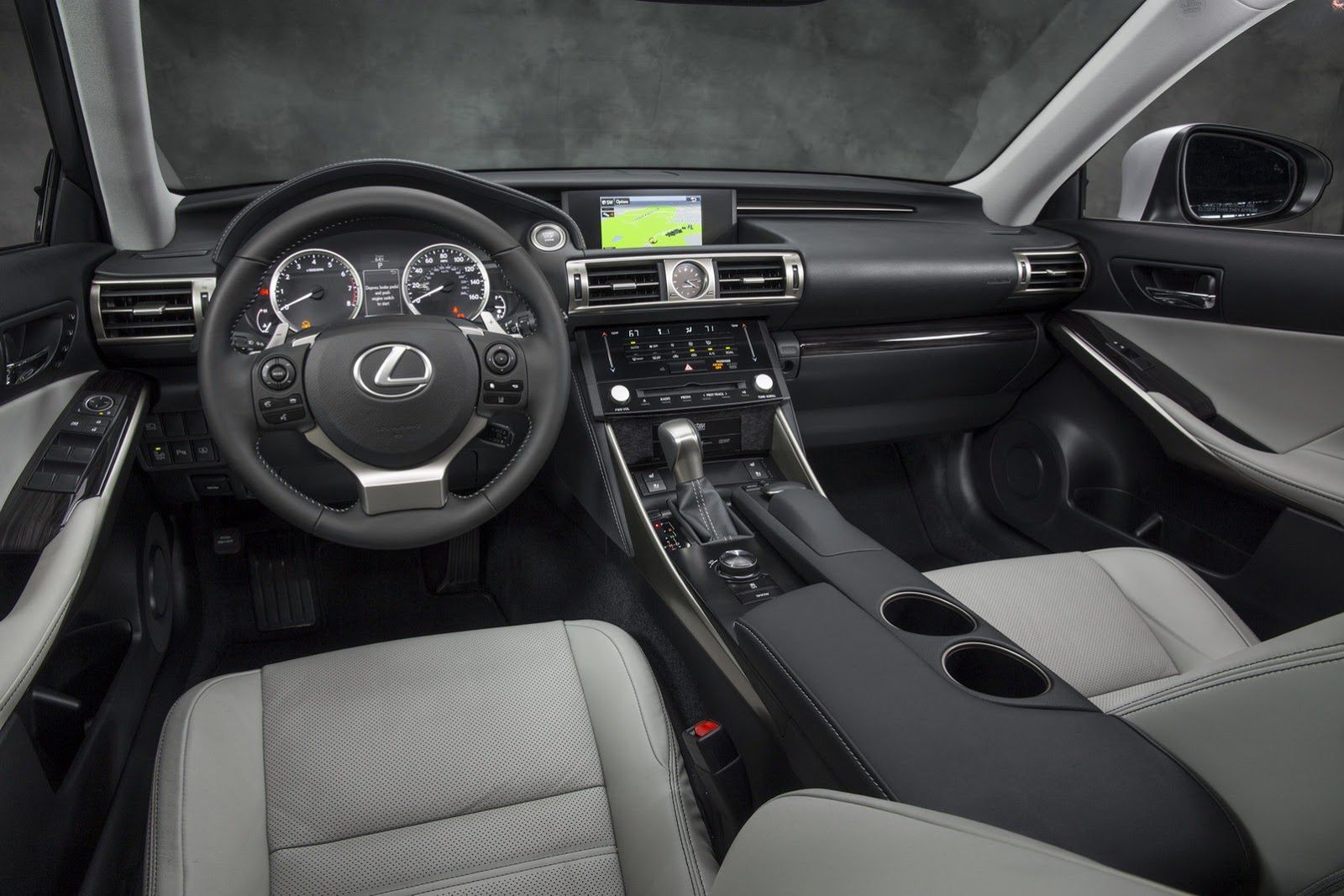 Nowy Lexus IS w pełnej krasie [galeria] 86