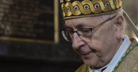 Arcybiskup Gądecki ostro o rządzie. "Drastyczne ograniczenia swobód"