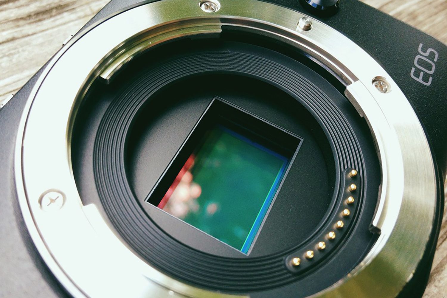 Canon patentuje 83-megapikselową matrycę. Kto da więcej? 1