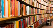 Jasło: Ciekawa wystawa w bibliotece. Ilustracje i teksty z książki "Nie może być. Czyli jak to jest, że coś jest”