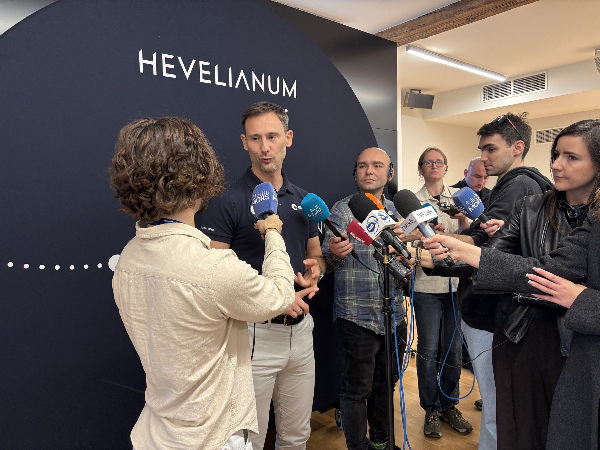 Tłumy dzieci przybyły na spotkanie z astronautą