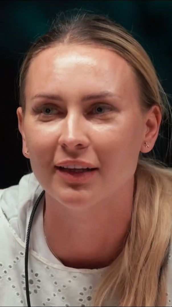 "Mała" Ania w "Królowej przetrwania"