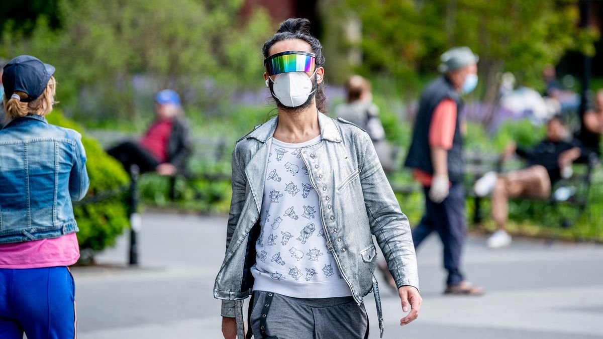 Maseczka do kieszeni? Jeszcze nie, ale będziemy jej używać rzadziej niż teraz 1