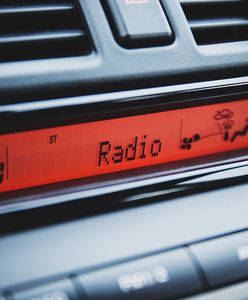 Mandat za radio w aucie. Już obowiązuje wyższa suma