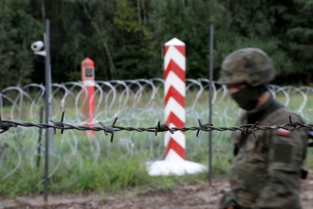 Nie tylko drabiny i nożyce. Nowy sposób na pokonanie polsko-białoruskiej granicy