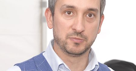 Radek Brzózka był gwiazdą TVP. Teraz musi dorabiać do pensji