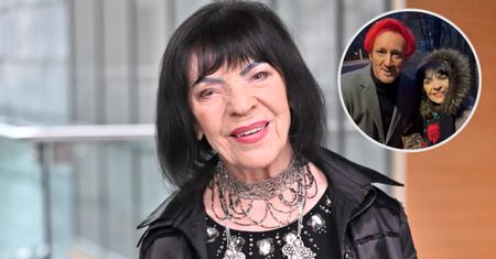 92-letnia Sława Przybylska porwała Wiśniewskiego do tańca. W komentarzach wrzawa: "Następna żona?"