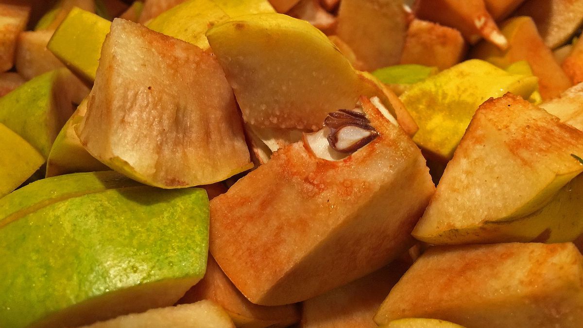 Konfitura z pigwy z powodzeniem zastąpi cytrynę w herbacie. Owoc zawiera mnóstwo cennych związków