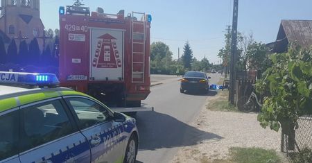 W Uninie BMW potrąciło dwoje dzieci. Jedno zabrano śmigłowcem