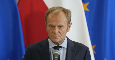 Tusk: Jarosław Kaczyński nie kocha UE. "Wycieranie sobie twarzy Lechem Kaczyńskim"