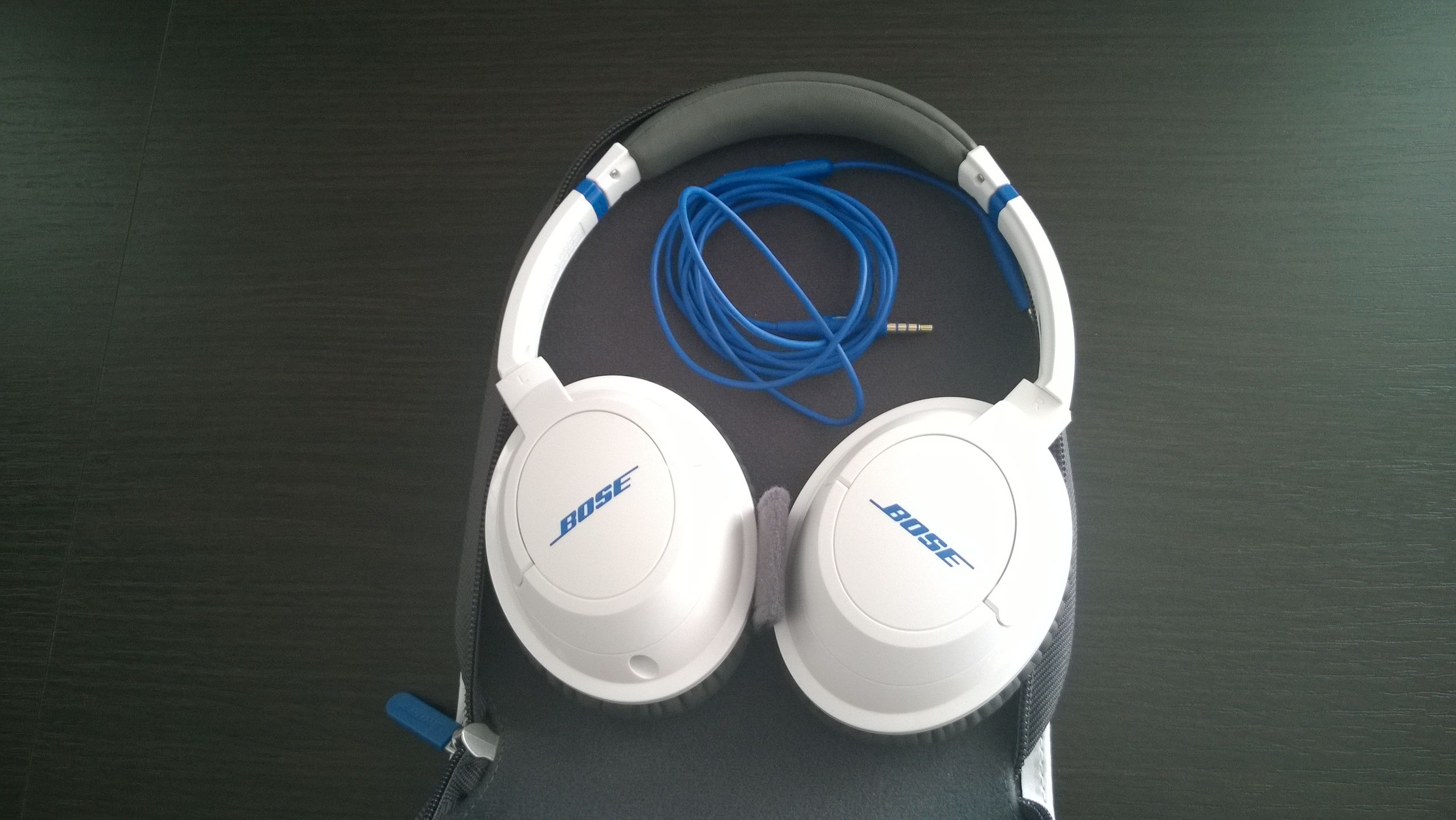 Bose SoundTrue around-ear – lekkie i stylowe słuchawki dla aktywnych [test] 2