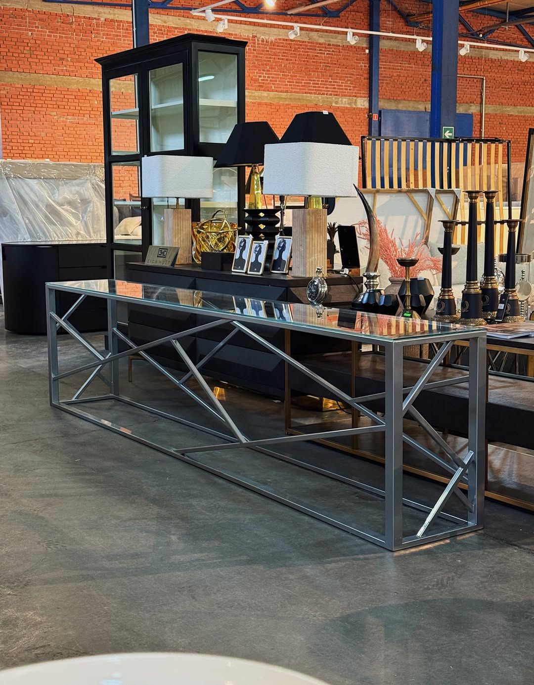 Blanka Lipińska wyprzedaje meble